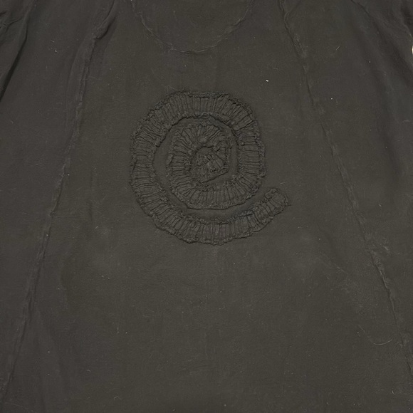 Oh My Gauze Black Tunic with Spiral Design - Picture 10 of 16